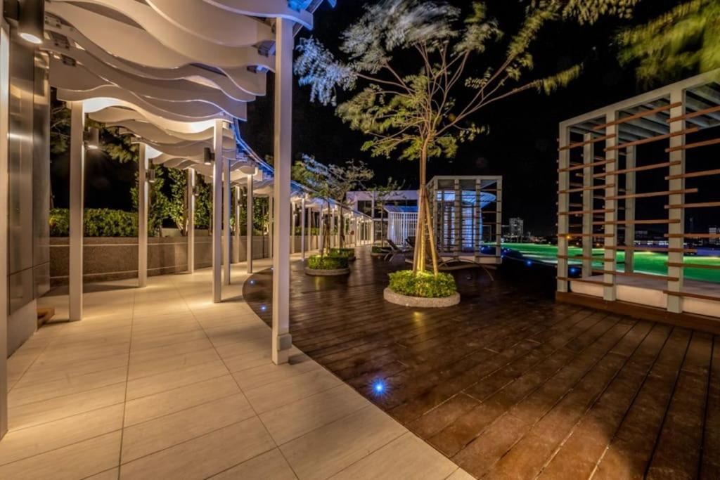 Sina Troika Residence Kota Bharu 2Br Wifi Netflix Pool Екстер'єр фото