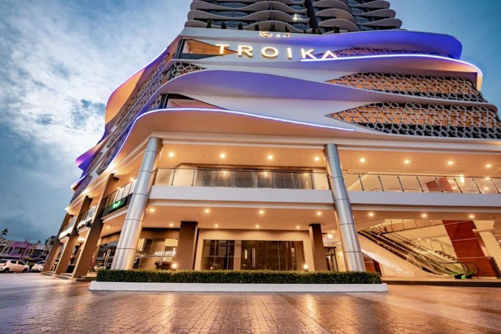 Sina Troika Residence Kota Bharu 2Br Wifi Netflix Pool Екстер'єр фото